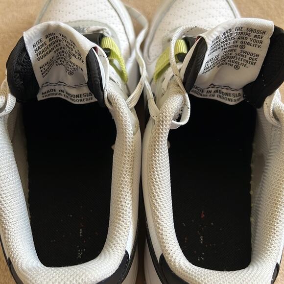 Air Force 1 youth size 4.5 LV8 GS “swoosh compass” - Picture 6 of 10